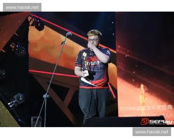 CSGO一神重回巅峰再掀电竞风暴引全球玩家热议